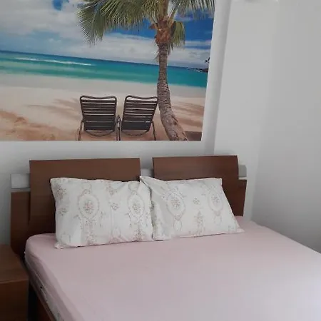 Icmelerin Kalbinde Denize 200 Metre Evinizin Rahatligin Da. Marmaris