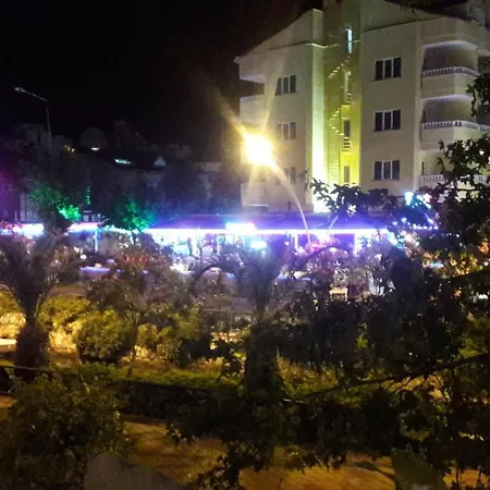 Appartement Icmelerin Kalbinde Denize 200 Metre Evinizin Rahatligin Da.
